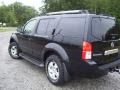 2006 Super Black Nissan Pathfinder SE 4x4  photo #5