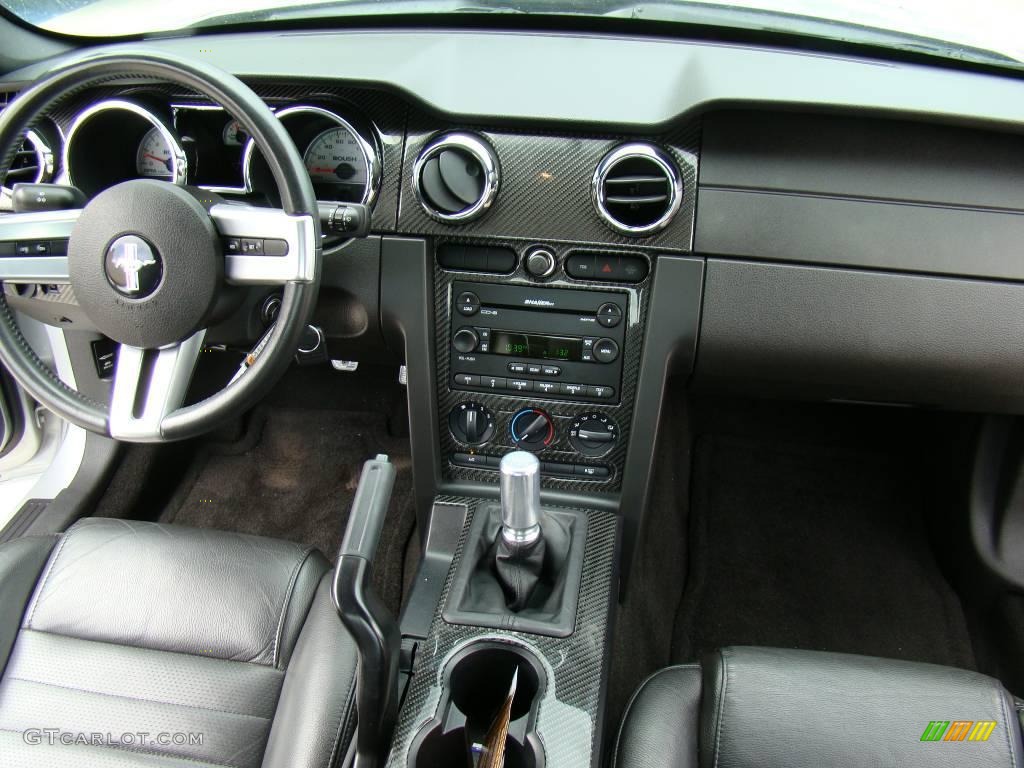 2006 Mustang GT Premium Coupe - Satin Silver Metallic / Dark Charcoal photo #11