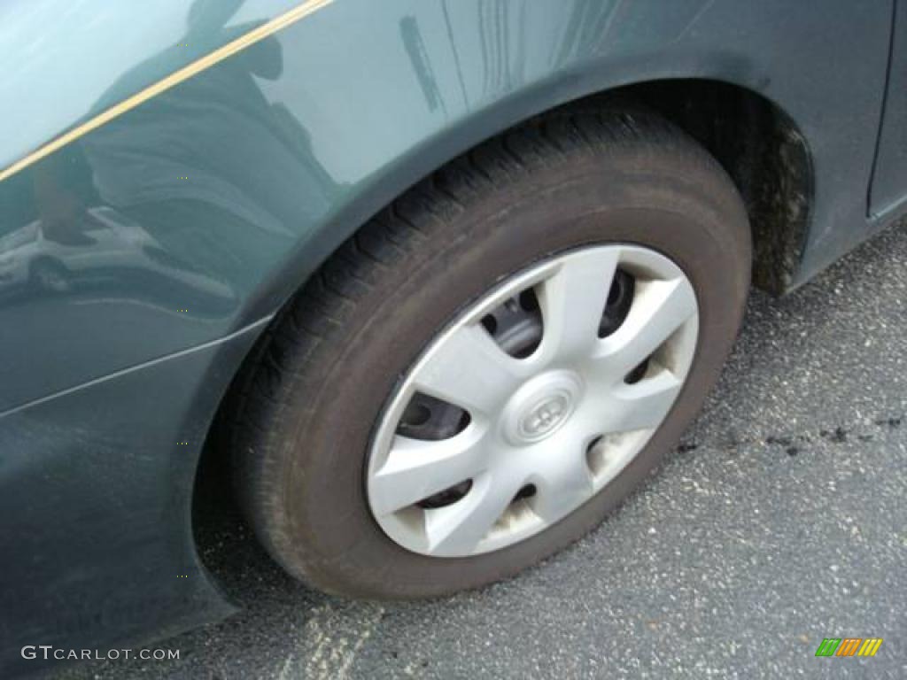 2004 Camry LE - Aspen Green Pearl / Stone photo #9