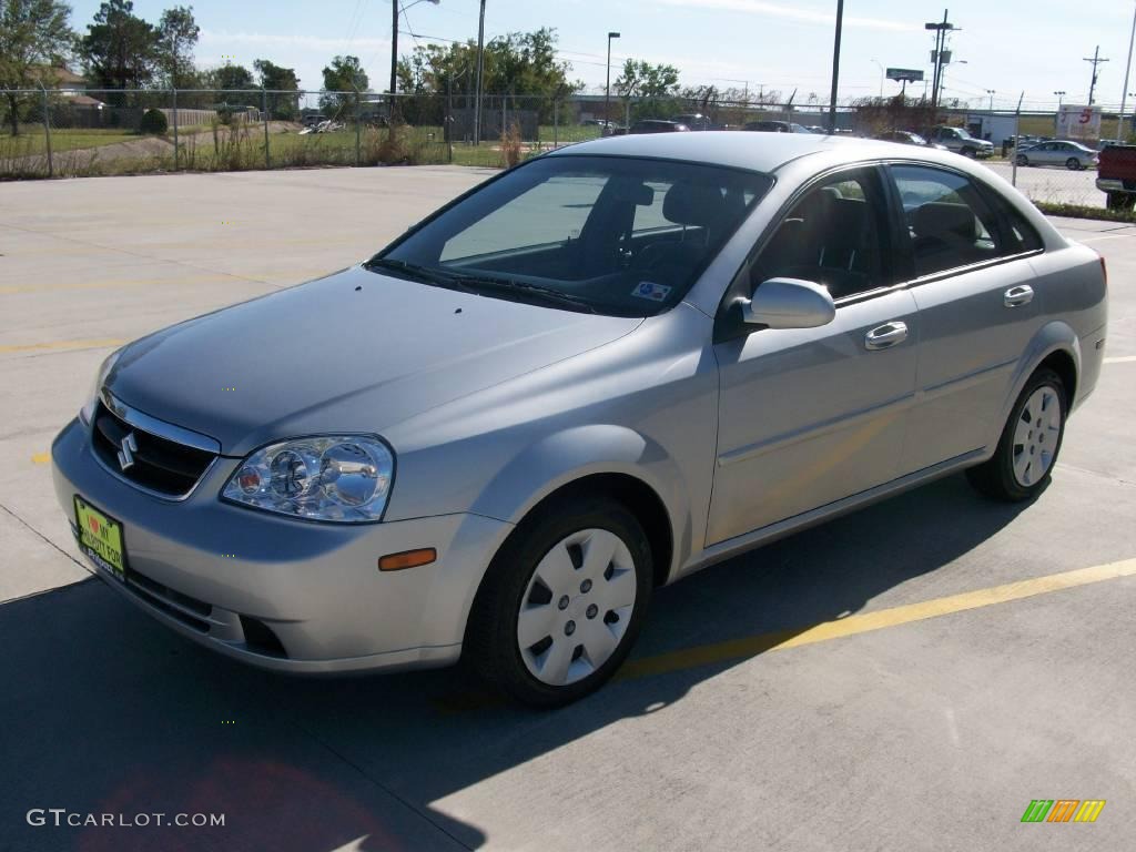 2007 Forenza Sedan - Titanium Silver Metallic / Grey photo #1