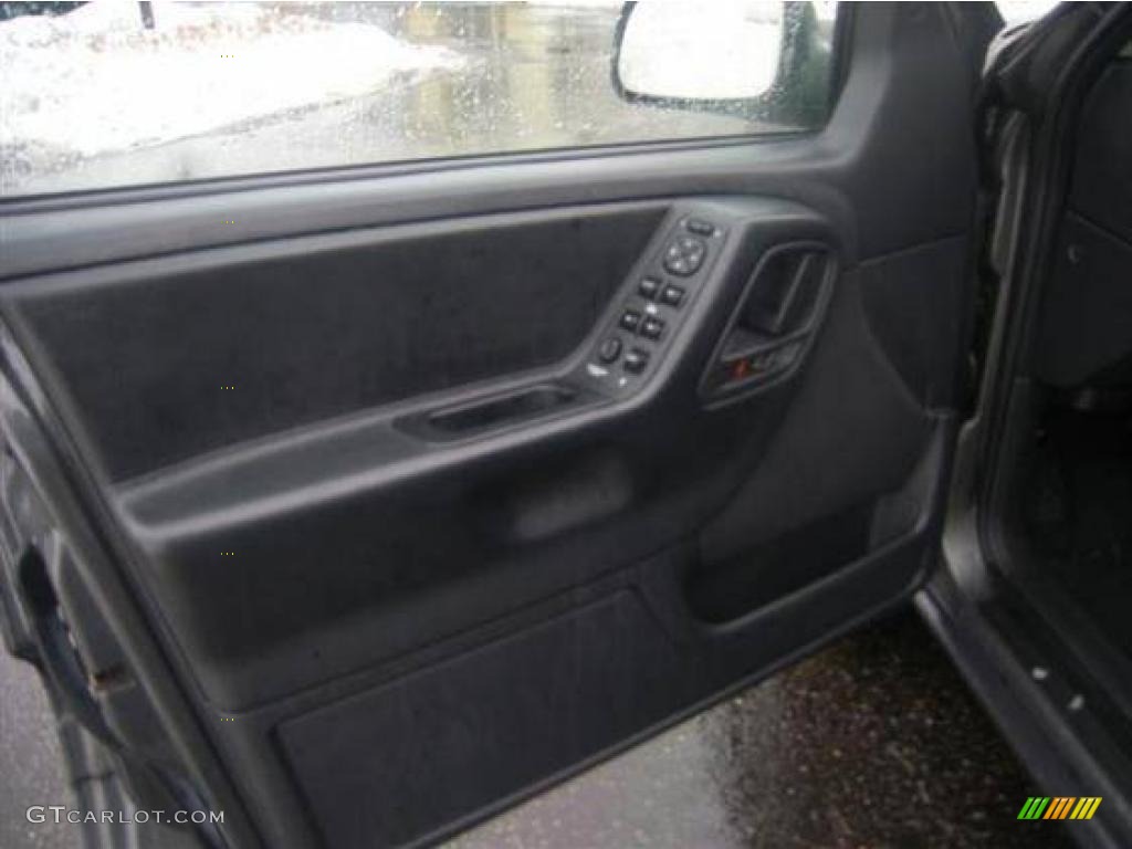 2003 Grand Cherokee Laredo 4x4 - Graphite Metallic / Dark Slate Gray photo #3
