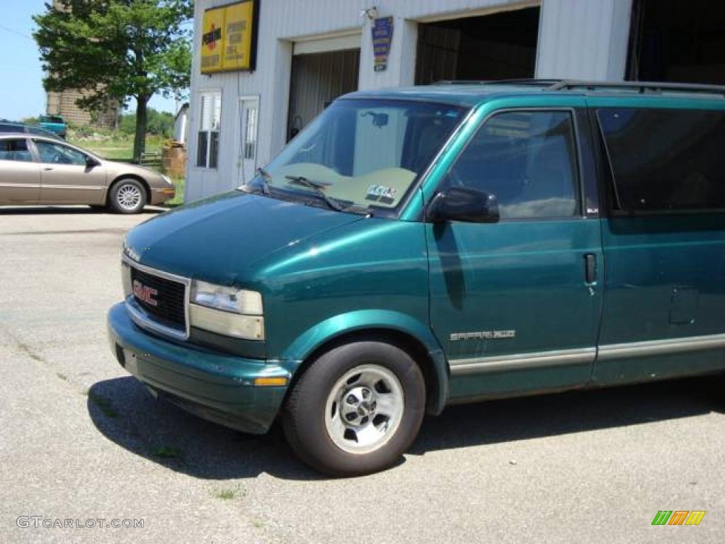 1998 Safari SLE AWD Passenger Van - Forest Green / Neutral photo #2