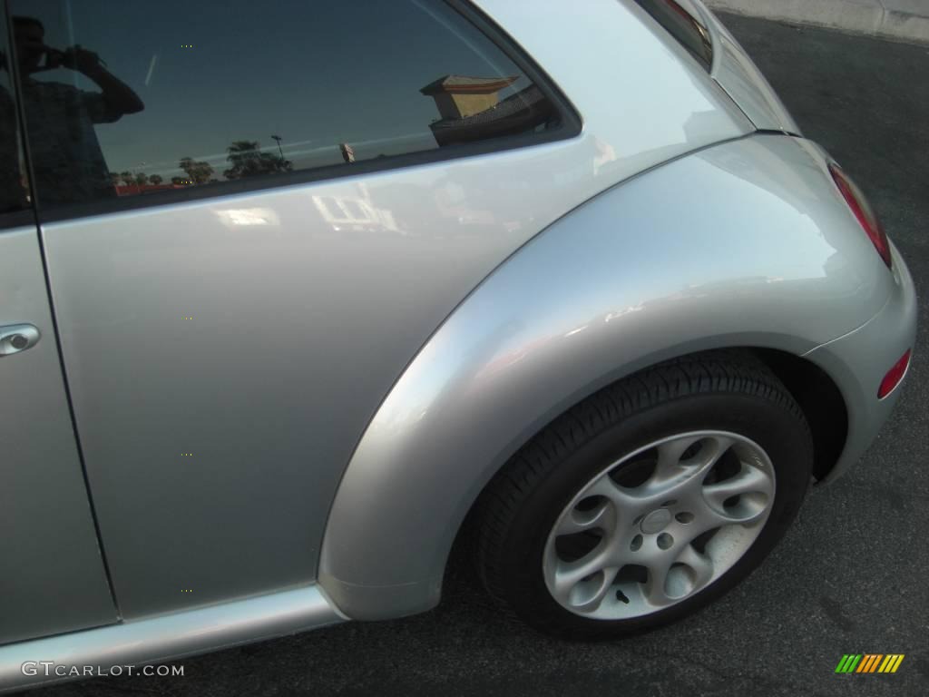 2000 New Beetle GLS TDI Coupe - Silver Metallic / Black photo #12
