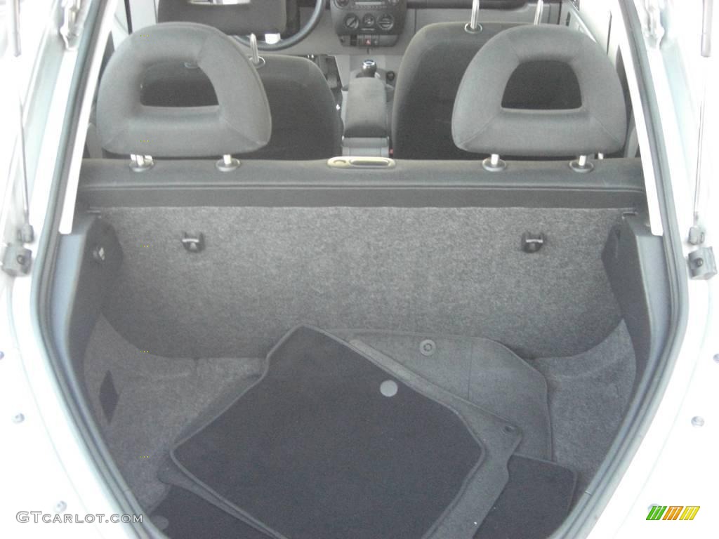 2000 New Beetle GLS TDI Coupe - Silver Metallic / Black photo #25