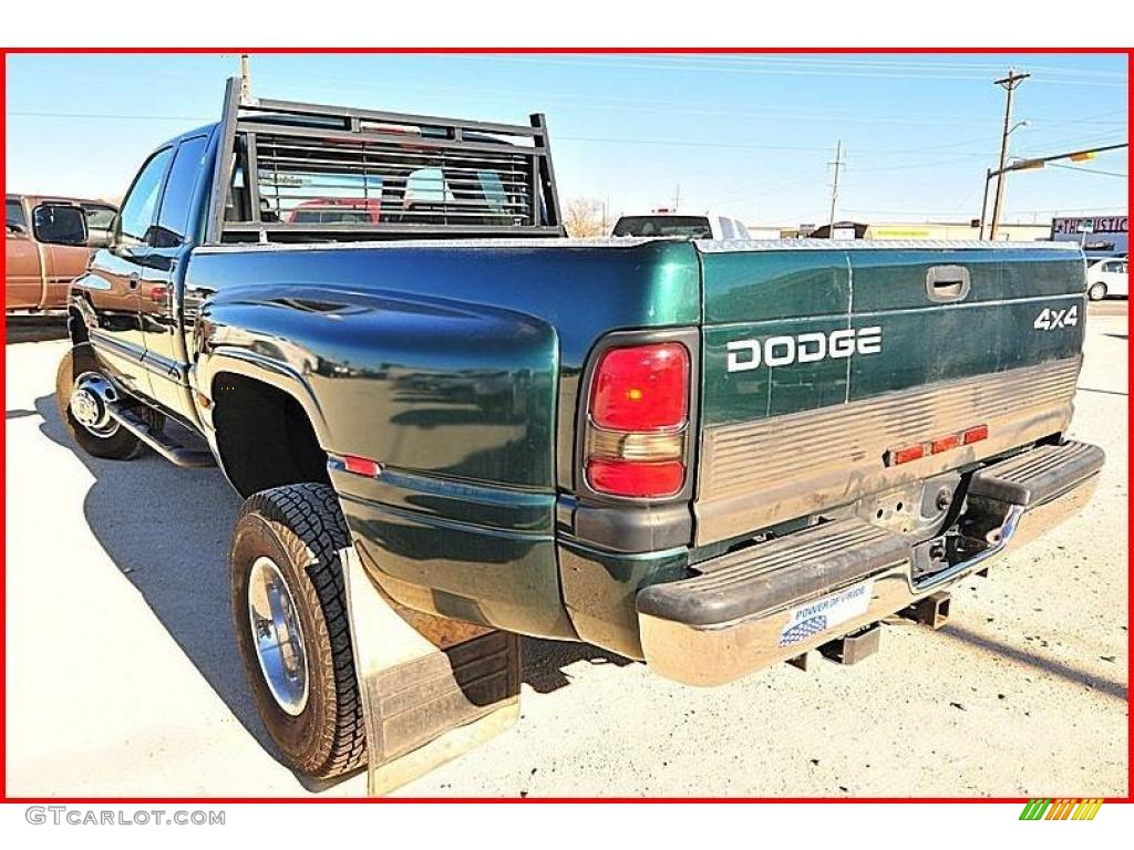 2001 Ram 3500 SLT Quad Cab 4x4 Dually - Forest Green Pearl / Mist Gray photo #3