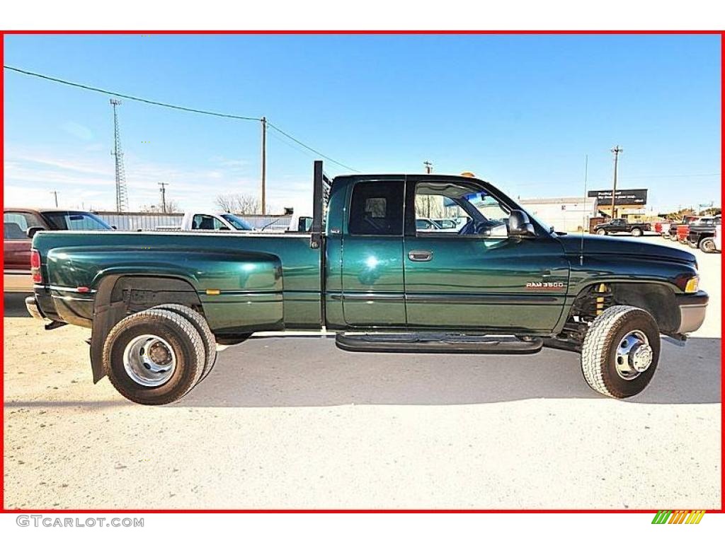 2001 Ram 3500 SLT Quad Cab 4x4 Dually - Forest Green Pearl / Mist Gray photo #9