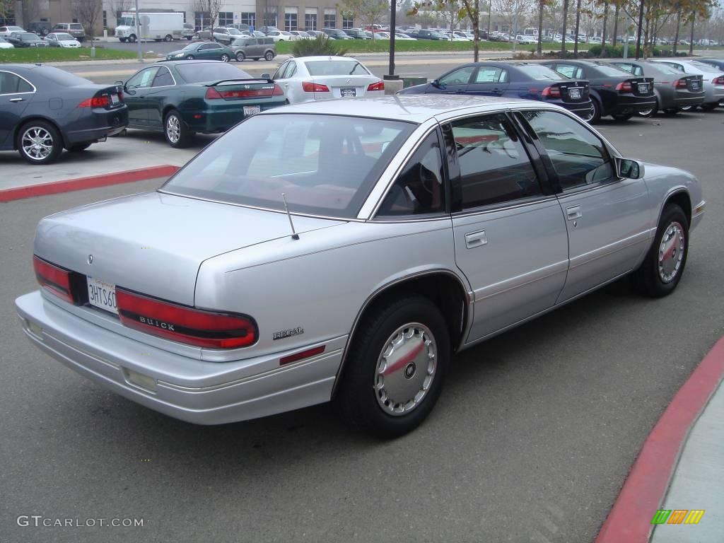 1994 Regal Custom Sedan - Sterling Silver Metallic / Red photo #4