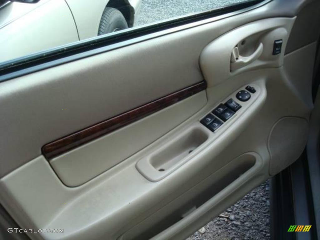 2002 Impala  - Medium Bronzemist Metallic / Neutral photo #11
