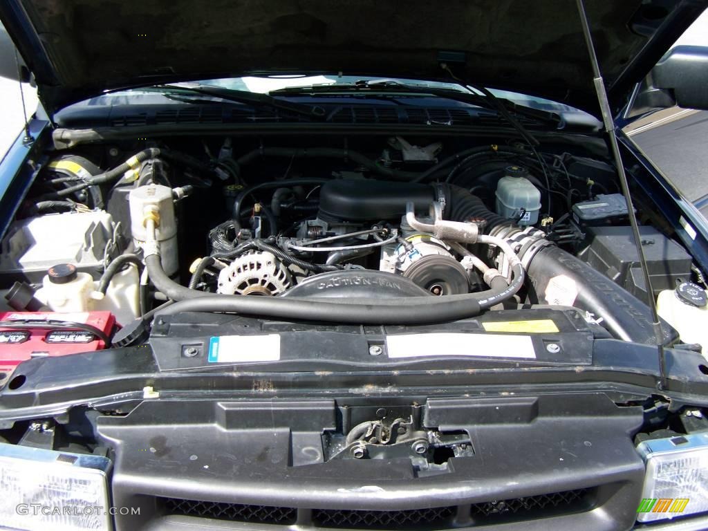 2001 S10 Extended Cab - Indigo Blue Metallic / Graphite photo #14