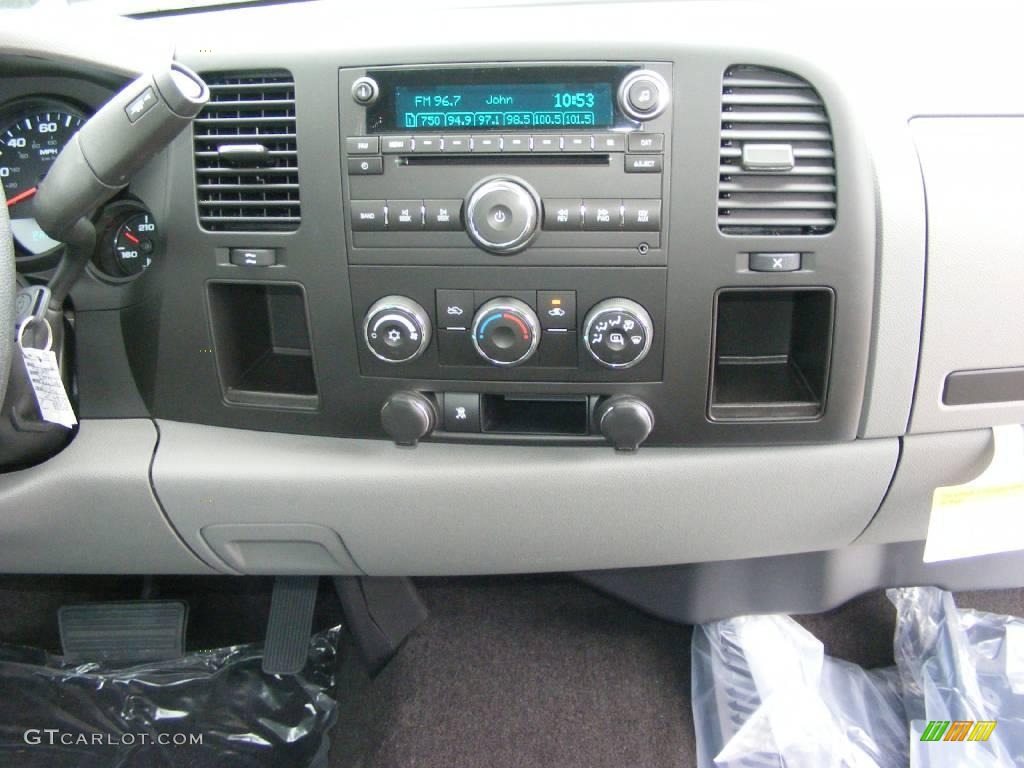 2009 Silverado 1500 LS Regular Cab - Silver Birch Metallic / Dark Titanium photo #15