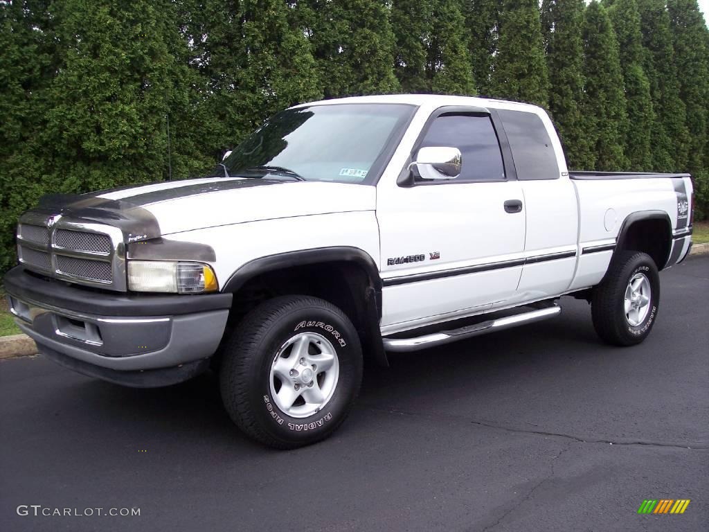 1997 Bright White Dodge Ram 1500 Laramie SLT Extended Cab 4x4 17110769
