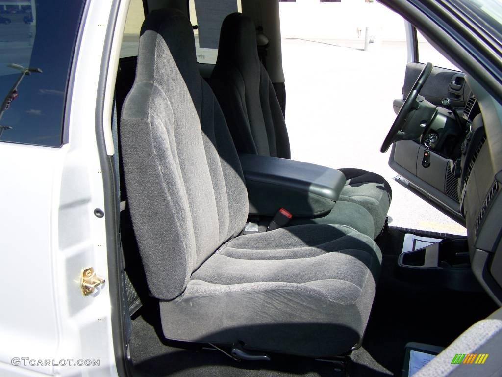 2004 Dakota SLT Club Cab - Bright Silver Metallic / Dark Slate Gray photo #11