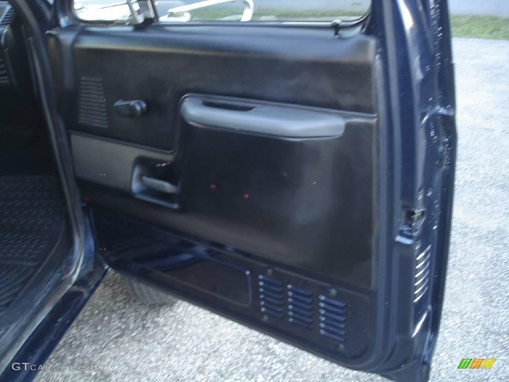 1991 Ford F250 Regular Cab 4x4 Dark Charcoal Door Panel Photo #17127639