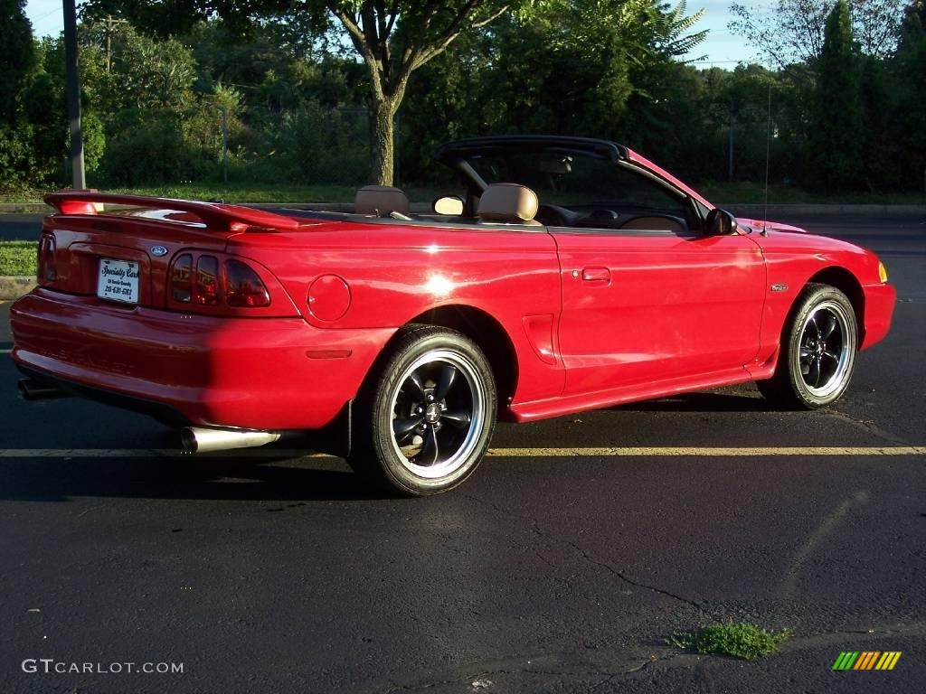 1996 Mustang GT Convertible - Rio Red / Black/Beige photo #21