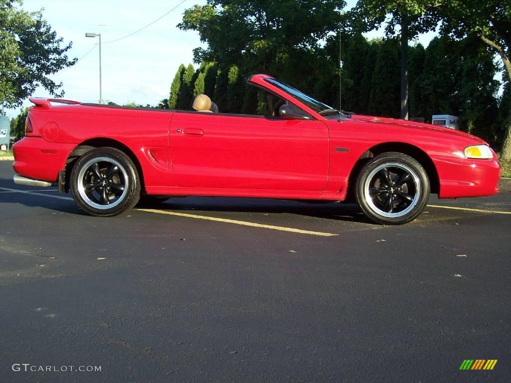1996 Mustang GT Convertible - Rio Red / Black/Beige photo #23