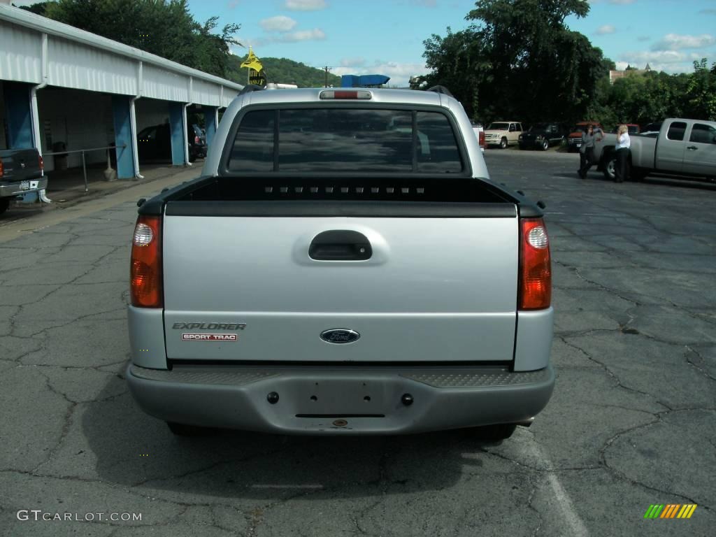 2001 Explorer Sport Trac 4x4 - Silver Frost Metallic / Dark Graphite photo #3