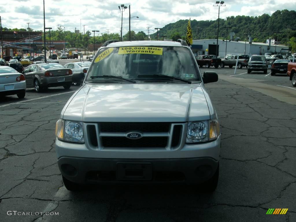 2001 Explorer Sport Trac 4x4 - Silver Frost Metallic / Dark Graphite photo #17