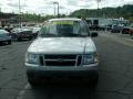 2001 Silver Frost Metallic Ford Explorer Sport Trac 4x4  photo #17