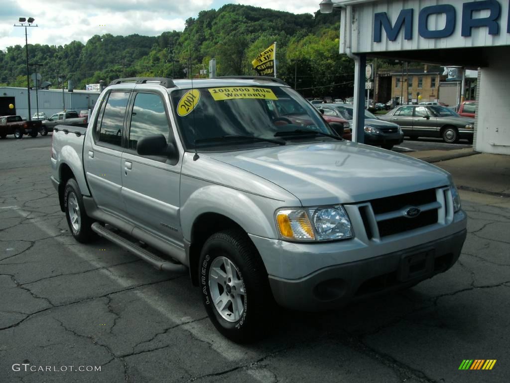 2001 Explorer Sport Trac 4x4 - Silver Frost Metallic / Dark Graphite photo #18