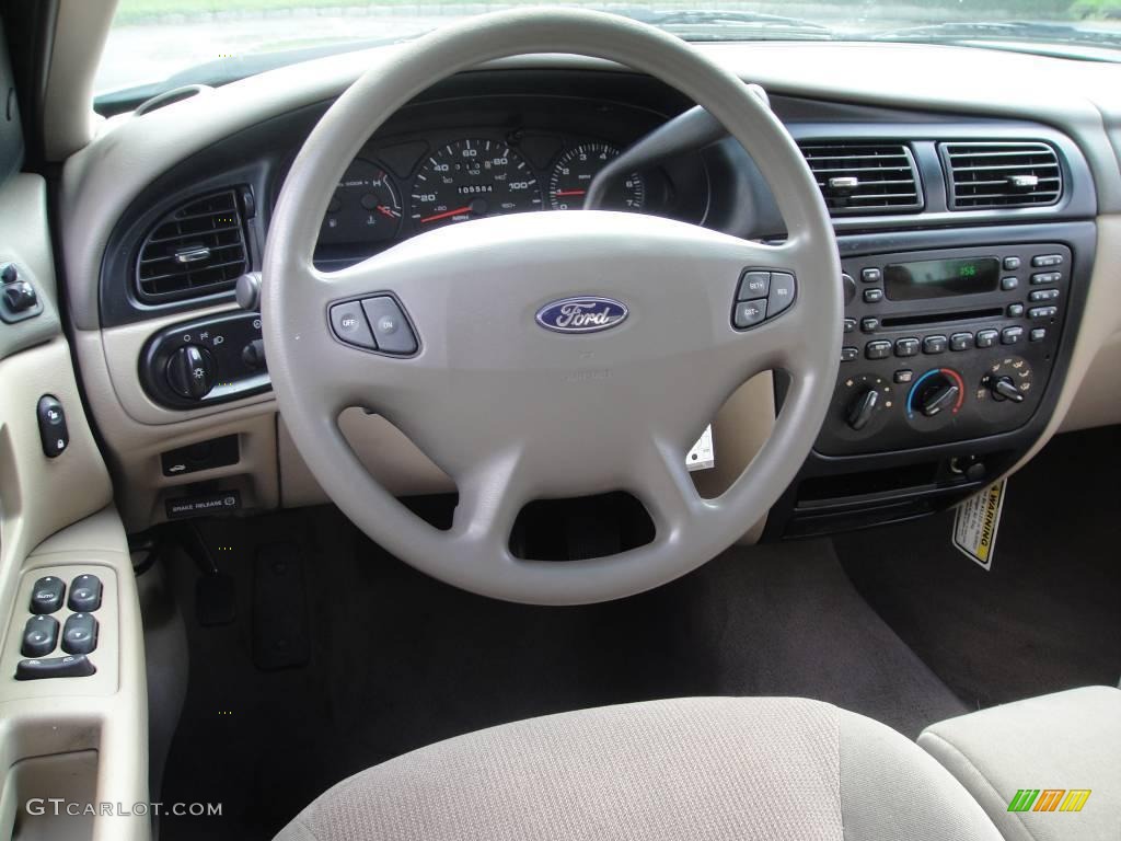 2001 Taurus SE - Vibrant White / Medium Parchment photo #10