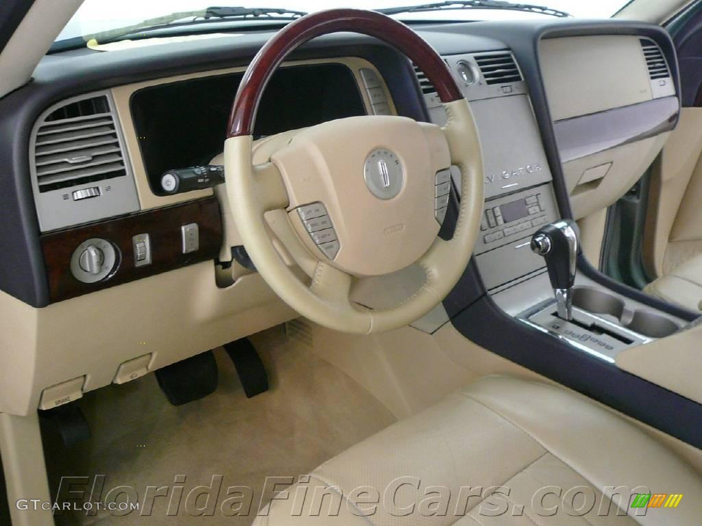 2006 Navigator Luxury 4x4 - Light Tundra Metallic / Camel photo #12