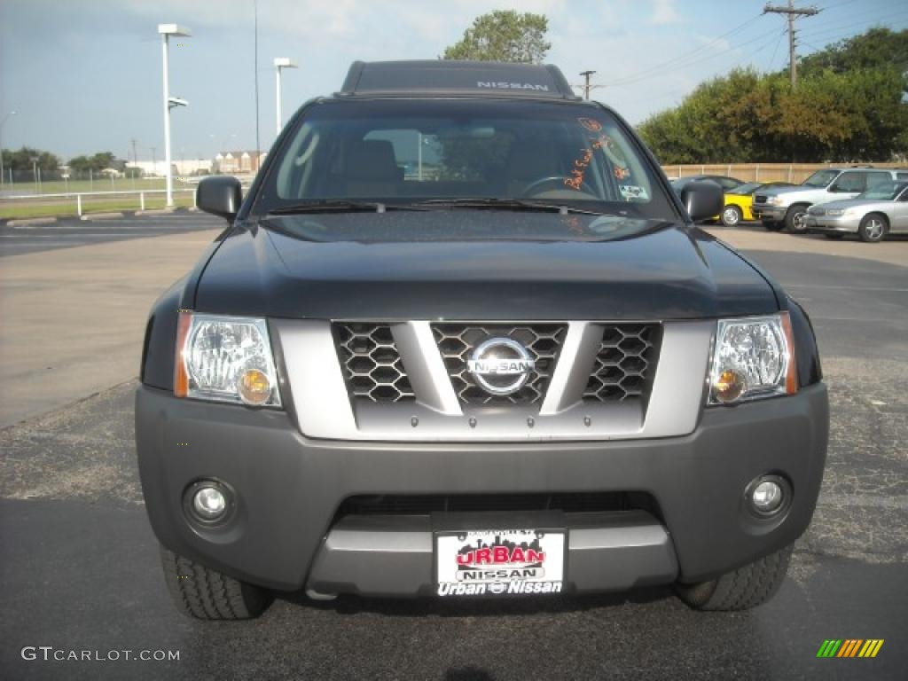 2005 Xterra SE - Super Black / Desert/Graphite photo #2