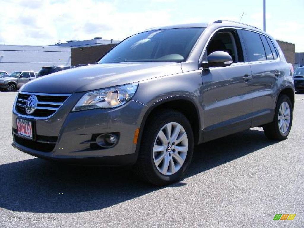 2009 Tiguan SE - Alpine Grey Metallic / Charcoal photo #1