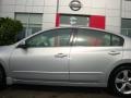 Radiant Silver Metallic - Altima 3.5 SE Photo No. 16