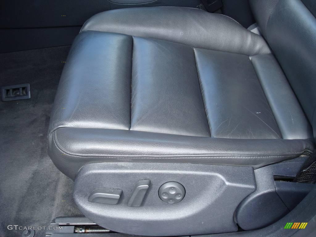 2004 A4 1.8T quattro Sedan - Champagne Metallic / Ebony photo #15