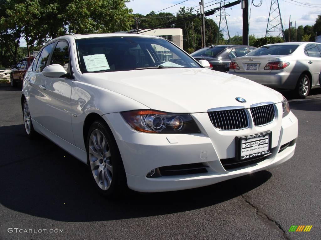 2006 3 Series 330i Sedan - Alpine White / Black photo #3
