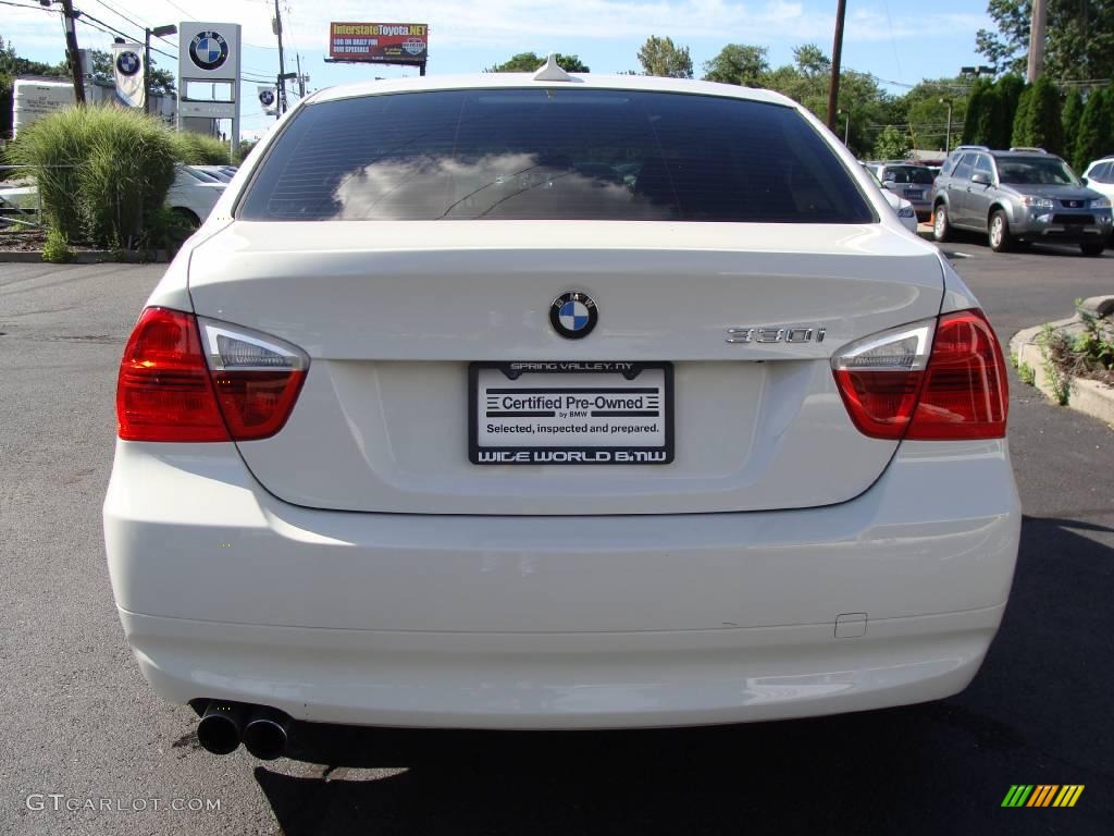 2006 3 Series 330i Sedan - Alpine White / Black photo #5