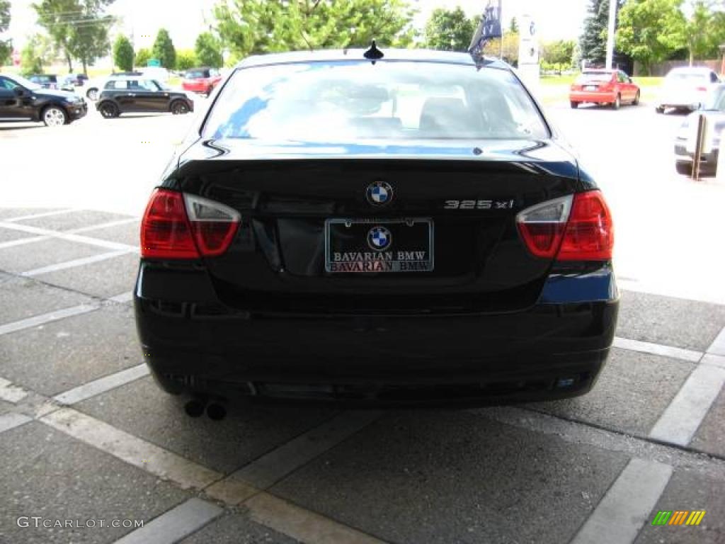 2006 3 Series 325xi Sedan - Jet Black / Black photo #7