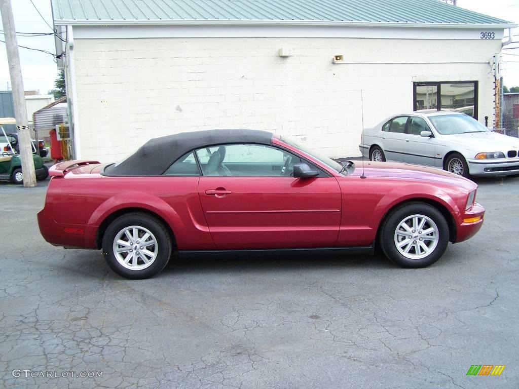 2006 Mustang V6 Premium Convertible - Redfire Metallic / Light Graphite photo #3
