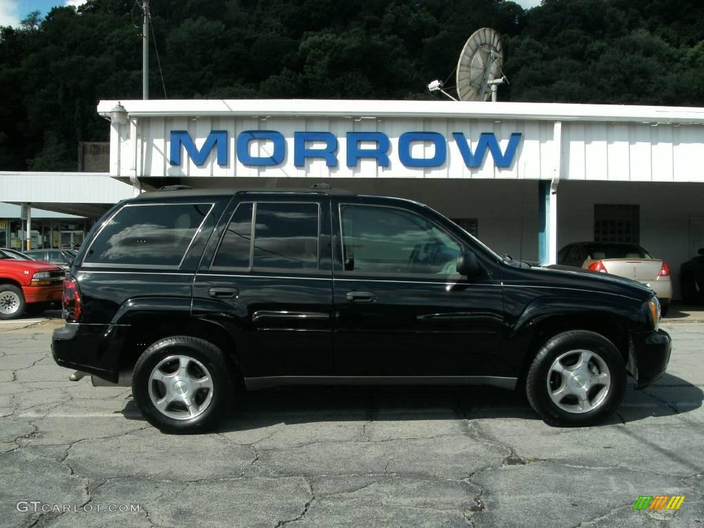 2008 TrailBlazer LS 4x4 - Black / Light Gray photo #1