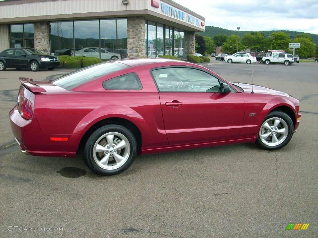 2007 Mustang GT Premium Coupe - Redfire Metallic / Light Graphite photo #5