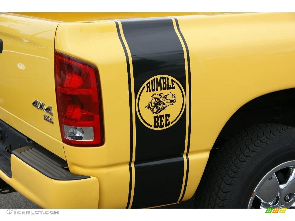 2005 Ram 1500 SLT Rumble Bee Quad Cab 4x4 - Solar Yellow / Dark Slate Gray photo #7