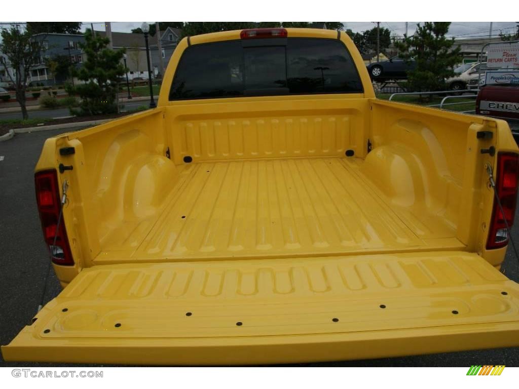 2005 Ram 1500 SLT Rumble Bee Quad Cab 4x4 - Solar Yellow / Dark Slate Gray photo #10