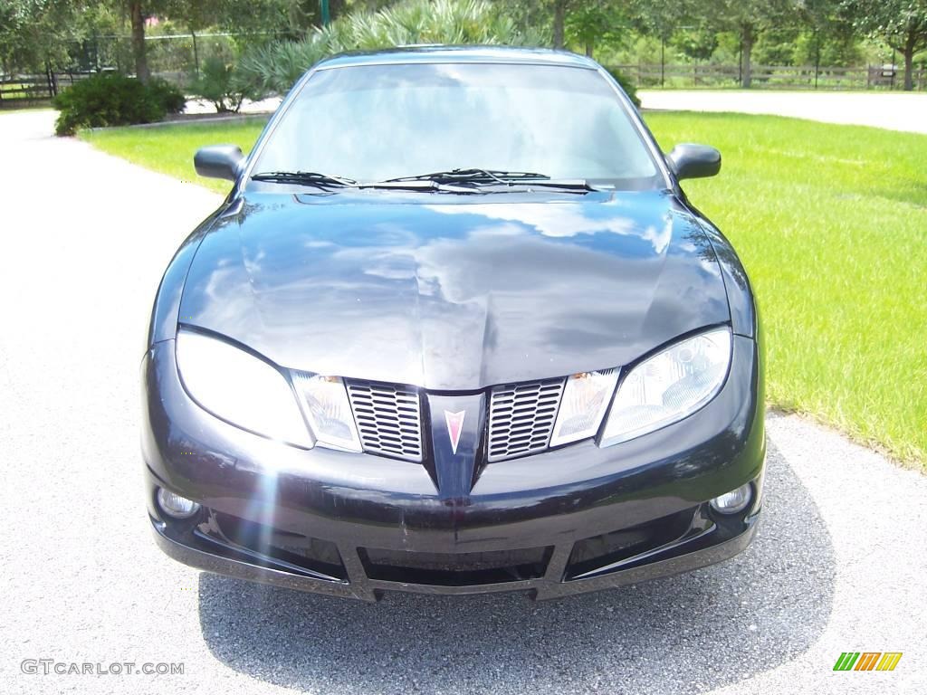 2005 Sunfire Coupe - Black / Graphite photo #2