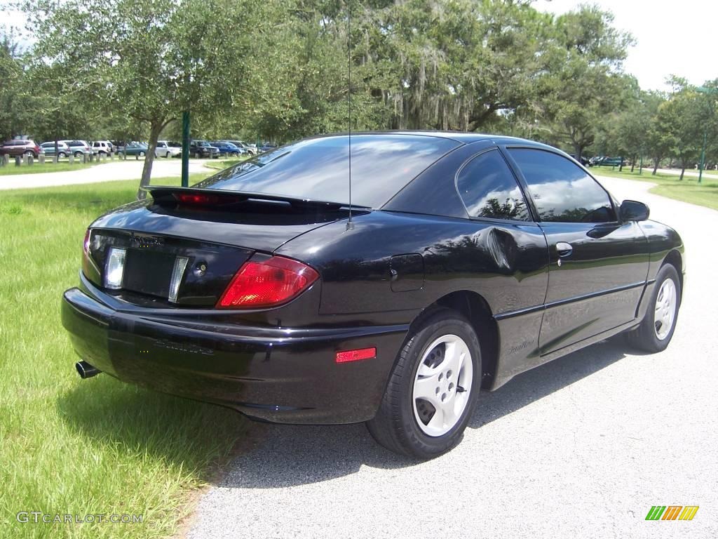 2005 Sunfire Coupe - Black / Graphite photo #12