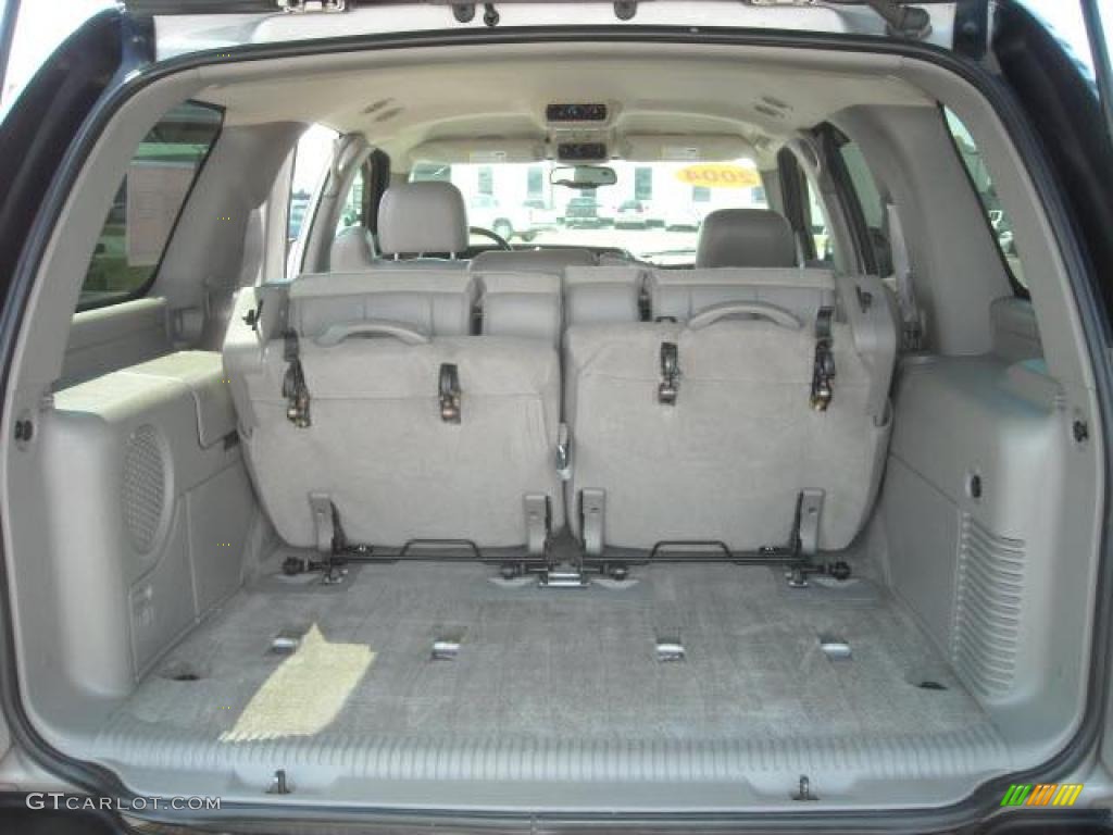 2004 Tahoe LS 4x4 - Silver Birch Metallic / Gray/Dark Charcoal photo #13