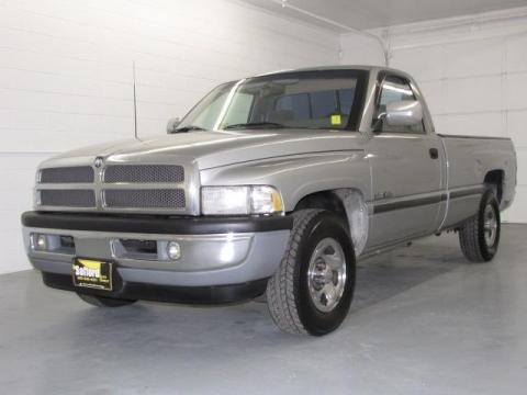 1995 Dodge Ram 1500 Laramie Regular Cab Data, Info and Specs