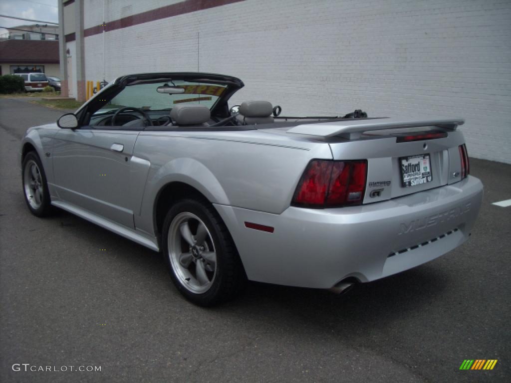 2001 Mustang GT Convertible - Silver Metallic / Medium Graphite photo #3
