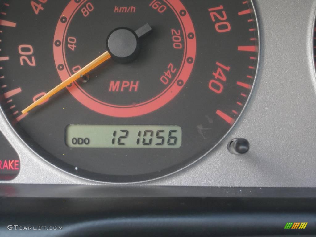 2003 Sentra SE-R - Aztec Red / Black photo #35
