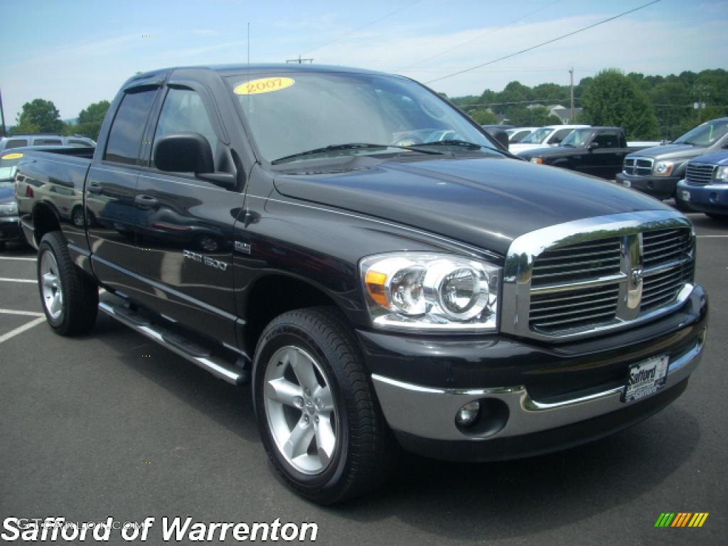 2007 Ram 1500 Big Horn Edition Quad Cab 4x4 - Brilliant Black Crystal Pearl / Medium Slate Gray photo #2