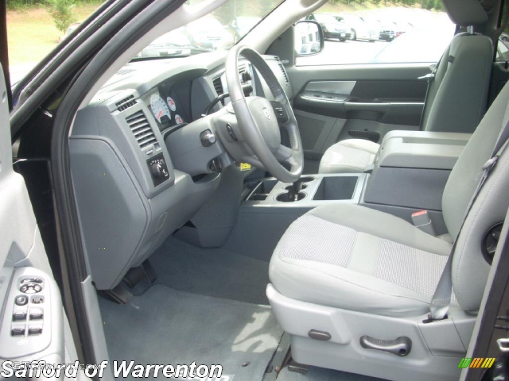 2007 Ram 1500 Big Horn Edition Quad Cab 4x4 - Brilliant Black Crystal Pearl / Medium Slate Gray photo #4