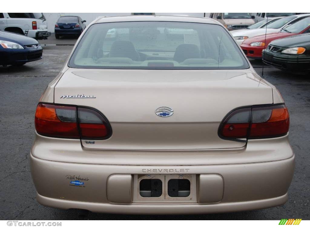 2001 Malibu Sedan - Light Driftwood Metallic / Neutral photo #7