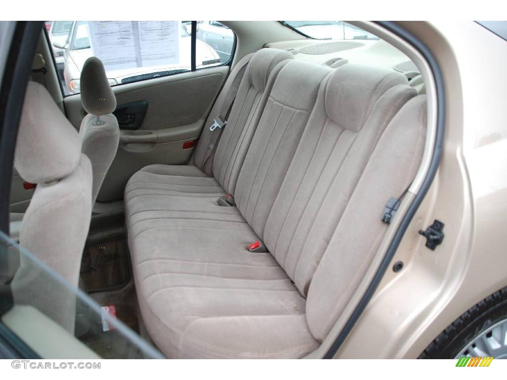 2001 Malibu Sedan - Light Driftwood Metallic / Neutral photo #16