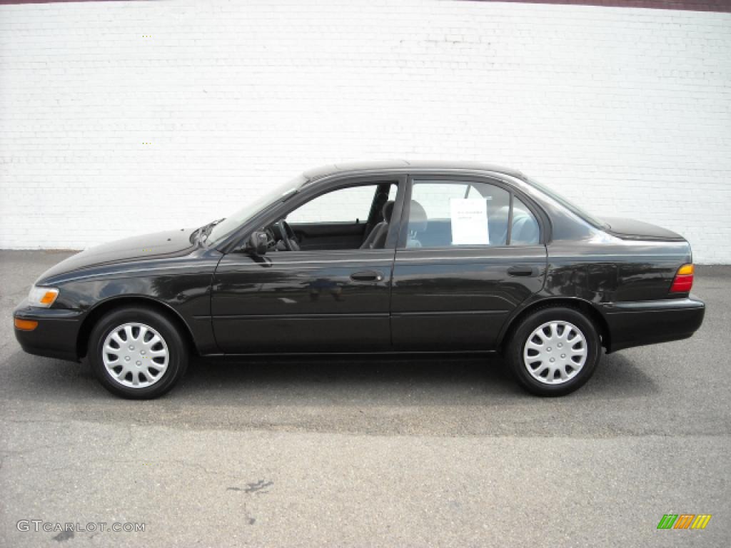 1995 Corolla DX Sedan - Satin Black Metallic / Gray photo #2