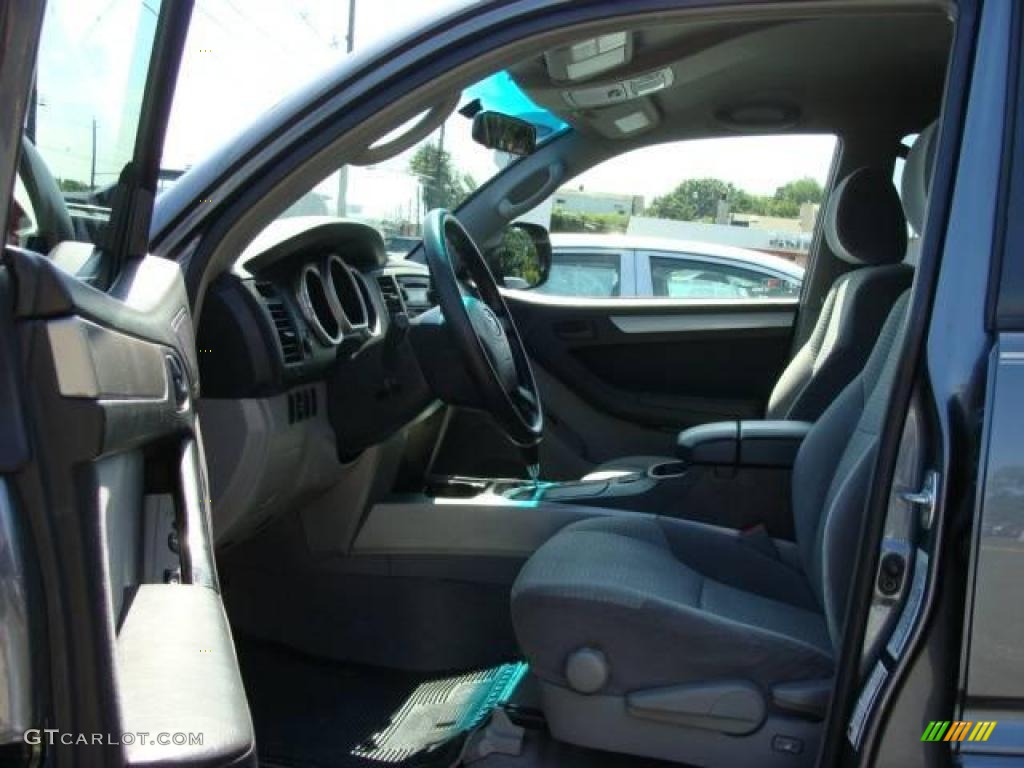 2004 4Runner SR5 4x4 - Galactic Gray Mica / Stone photo #7