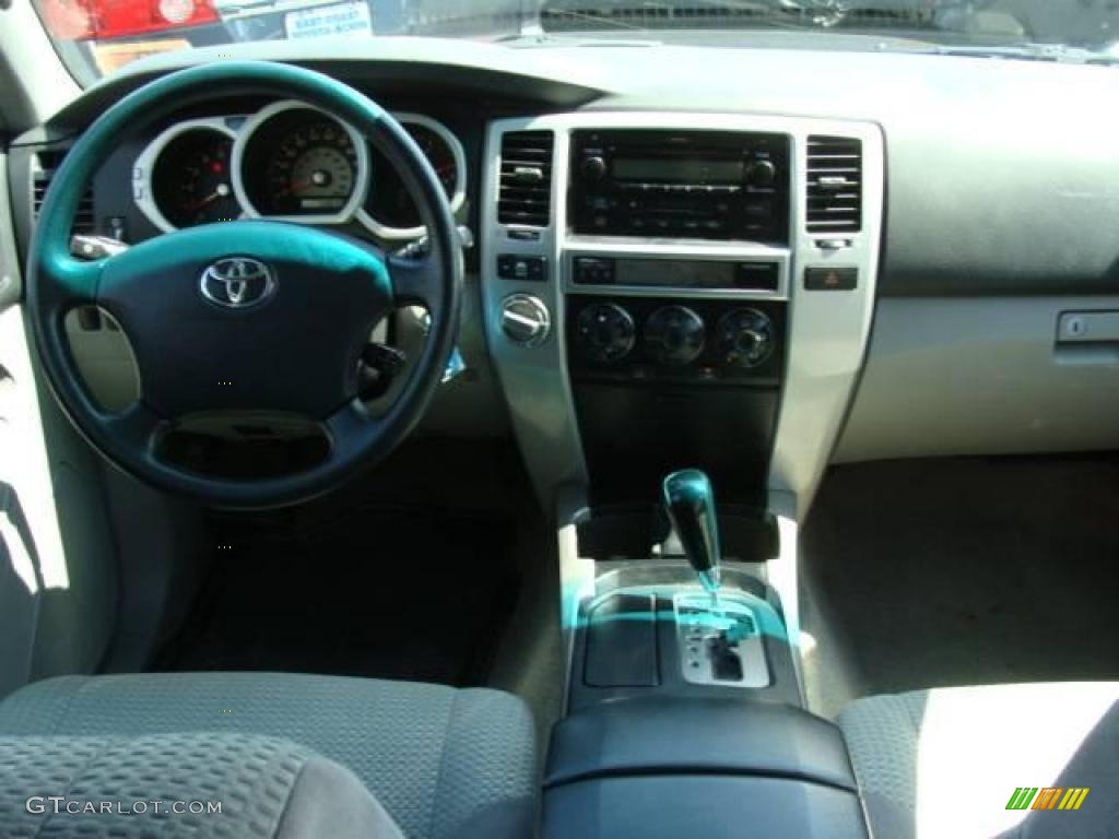 2004 4Runner SR5 4x4 - Galactic Gray Mica / Stone photo #9
